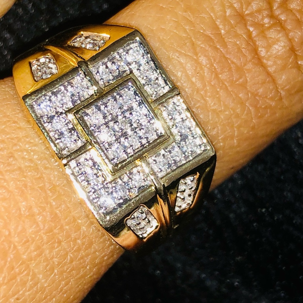 10k solid gold REAL Diamond mens ring deisgner WOW